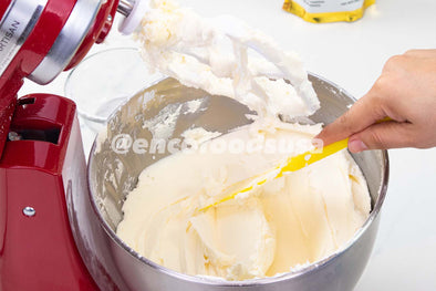 Make Buttercream with our Enco meringue powder!